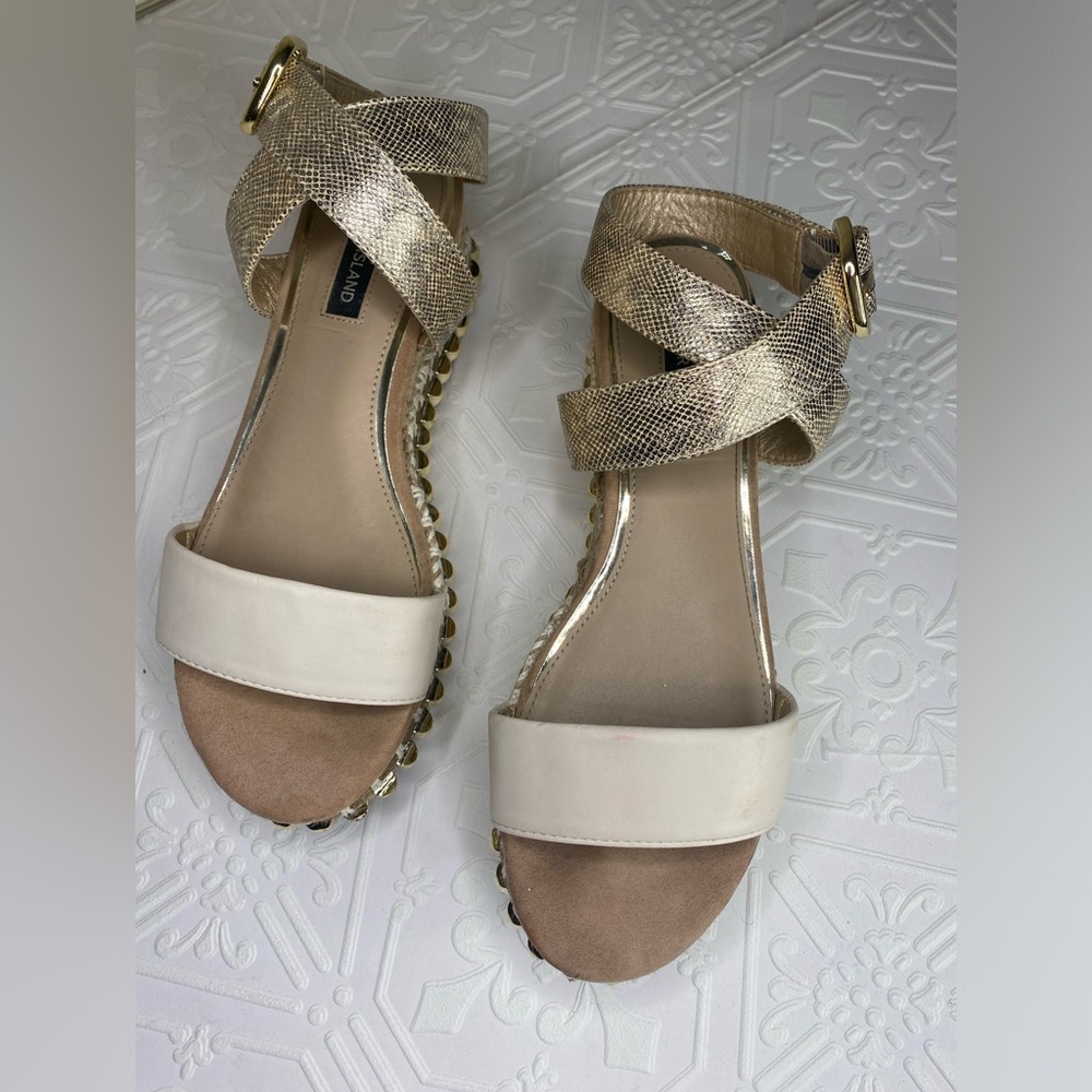 River Island Gold Trimmed Wedges SIZE 9